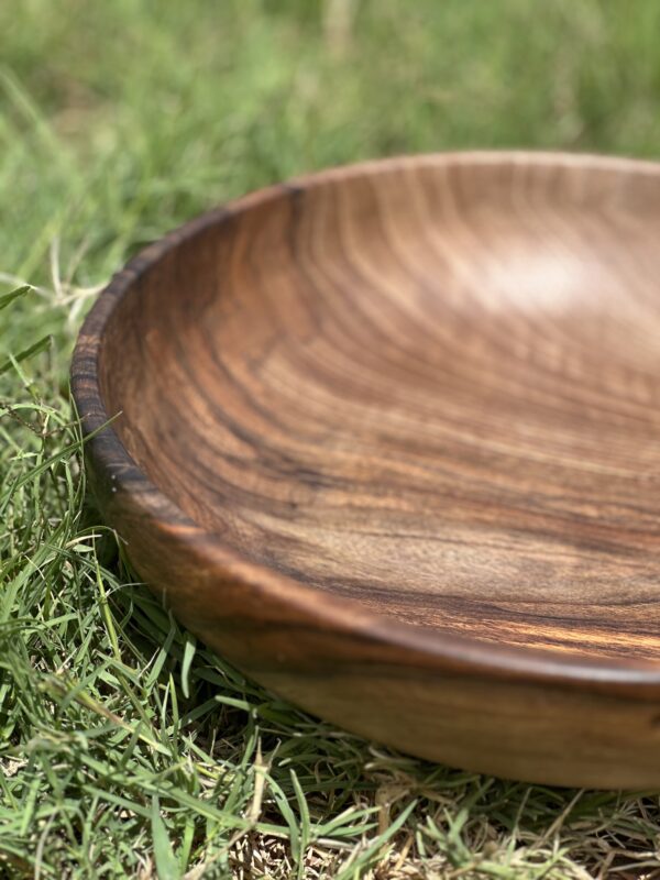 Walnut wood soup plate - Image 3