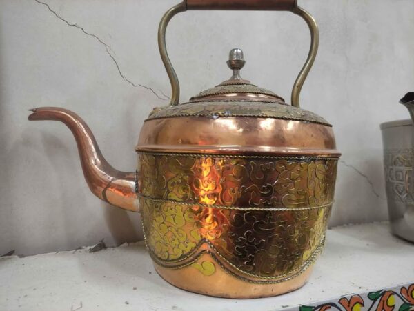Handcrafted Moroccan Copper Teapot with Brass Engravings – Traditional Vintage Kettle