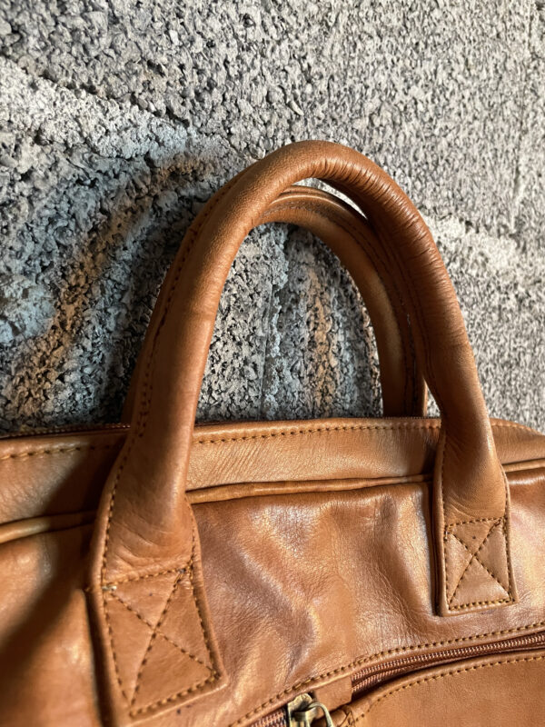 Moroccan handmade leather laptop bag. - Image 3