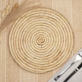 set of two natural raffia placemats p1396 8149 image