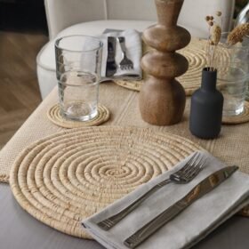 set of two natural raffia placemats p1396 8150 image